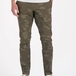 NWT men’s Vuori ripstop climber pant